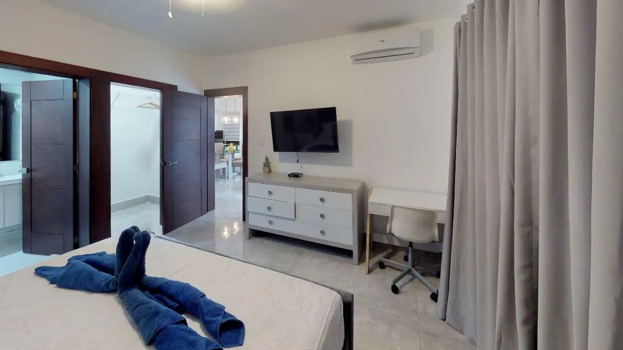 Soha Suites II 산티아고 데 로스 카바예로스 0*,