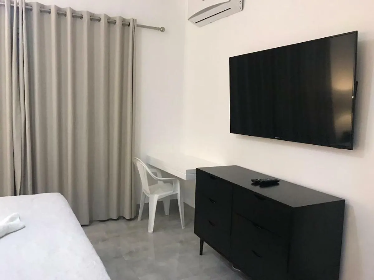 Soha Suites II 산티아고 데 로스 카바예로스 0*,